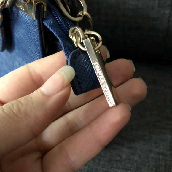 Ivanka Trump Handbag - Picture 5 of 7